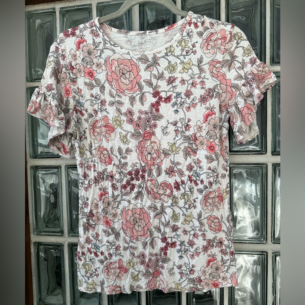 LOFT Pink Floral Short Sleeve Top